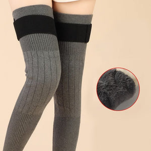 Velvet warm velcro knee pads